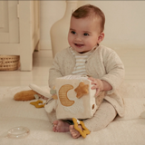 Cube d'activités | Newborn Neutrals