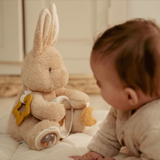 Peluche d'activités Lapin | Newborn Neutrals