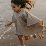 Cape hiver | Petit Amour Beige