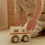 Véhicules 1er âge | Ambulance