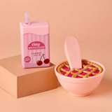 Poupée | Box tarte aux pommes & Jus de cerise