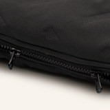 Chancelière | Embossed black