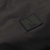 Chancelière | Embossed black