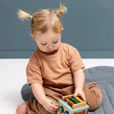 Petit cube d'activités en bois